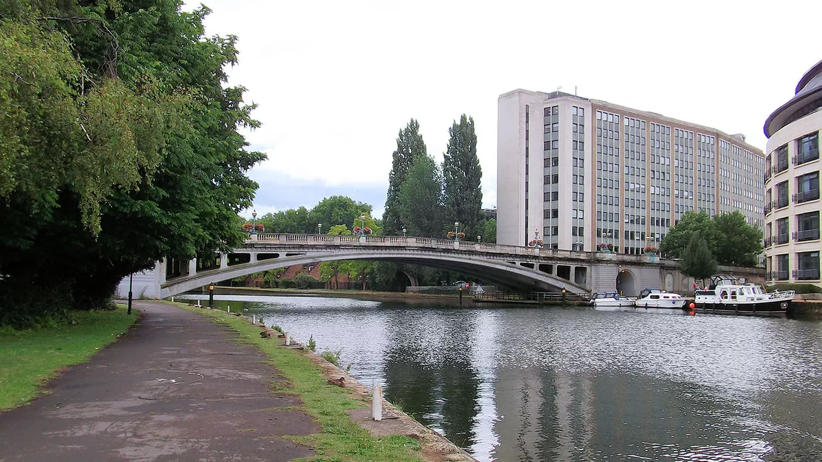 Reading Bridge is a road bridge over the River Thames at Reading in the English county of Berkshire.