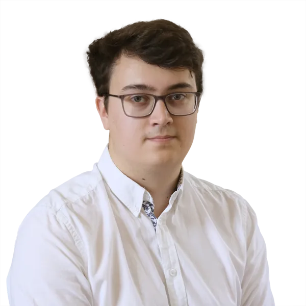 Daniel Johnson, Developer at Pivale Drupal agency - A man with dark hair and glasses.
